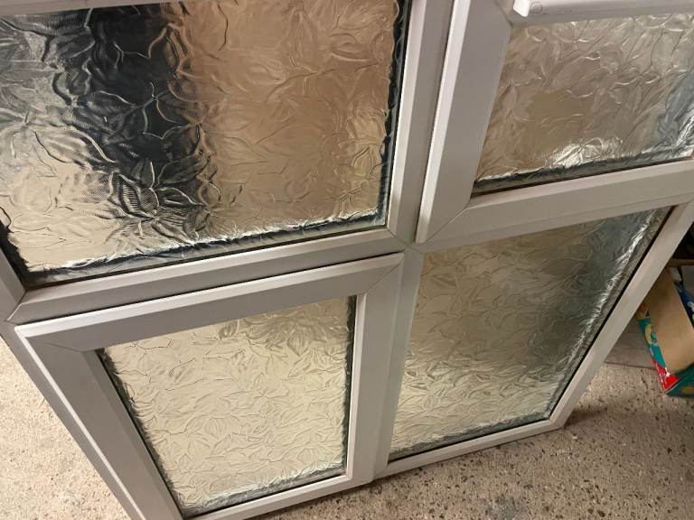 H 128 x W 114 cm - UPVC DOUBLE GLAZED WINDOW- OBSCURE GLASS (REF: MJ298)