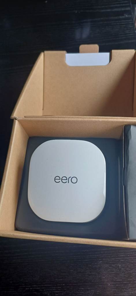 BRAND NEW  EERO 6  ROUTER