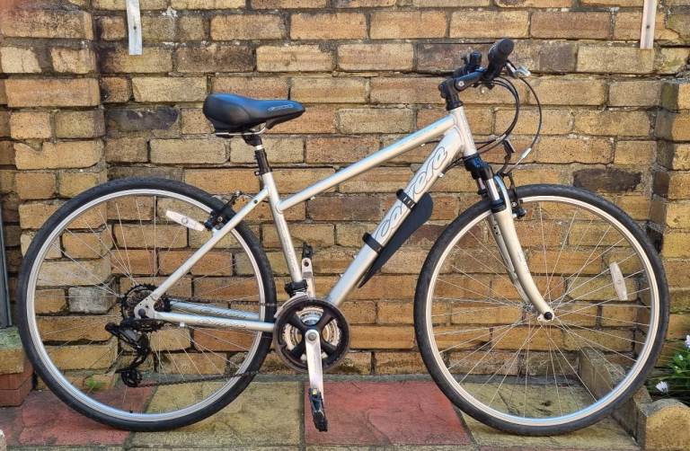 Womans Carrera Crossfire Hybrid Bike - Great Condition 