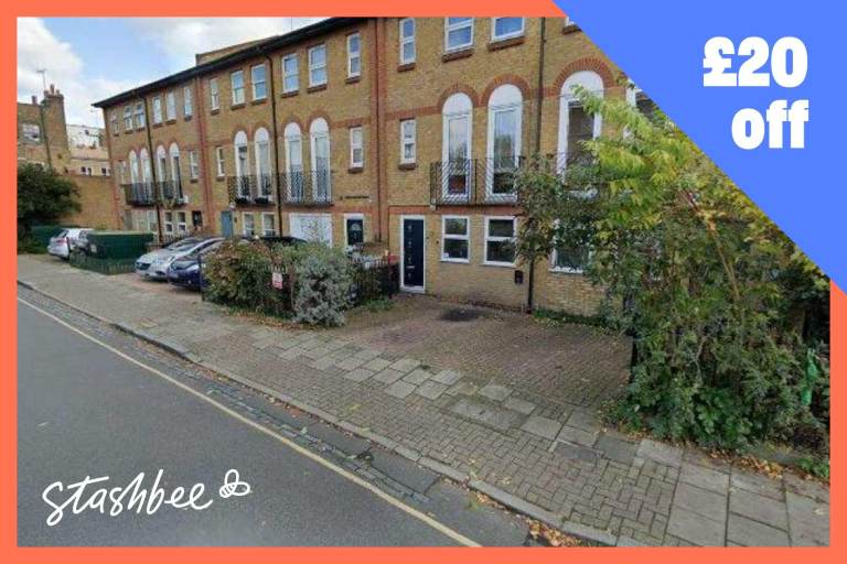 Parking Space to rent in London (N1) | Stashbee