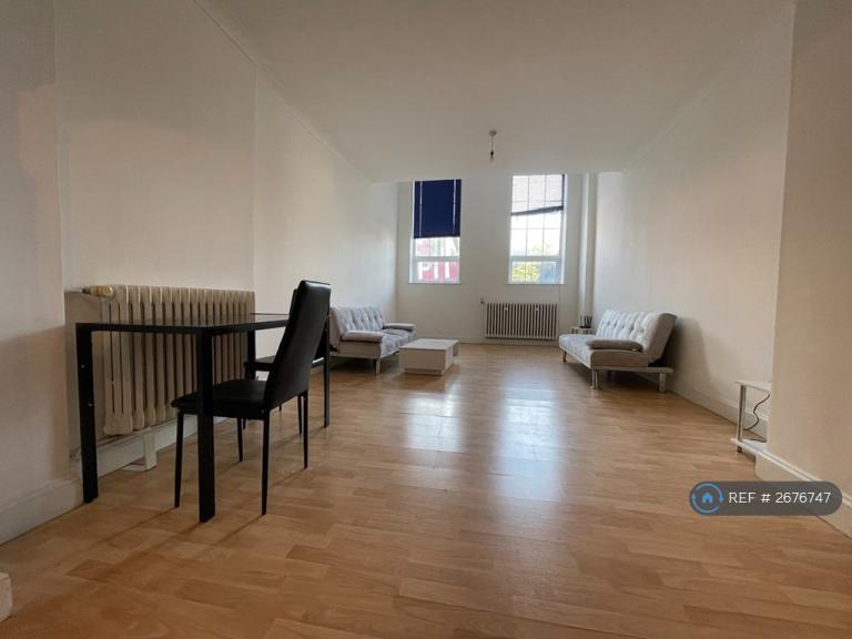 3 bedroom flat in Albert Road South, Southampton, SO14 (3 bed) (#2676747)