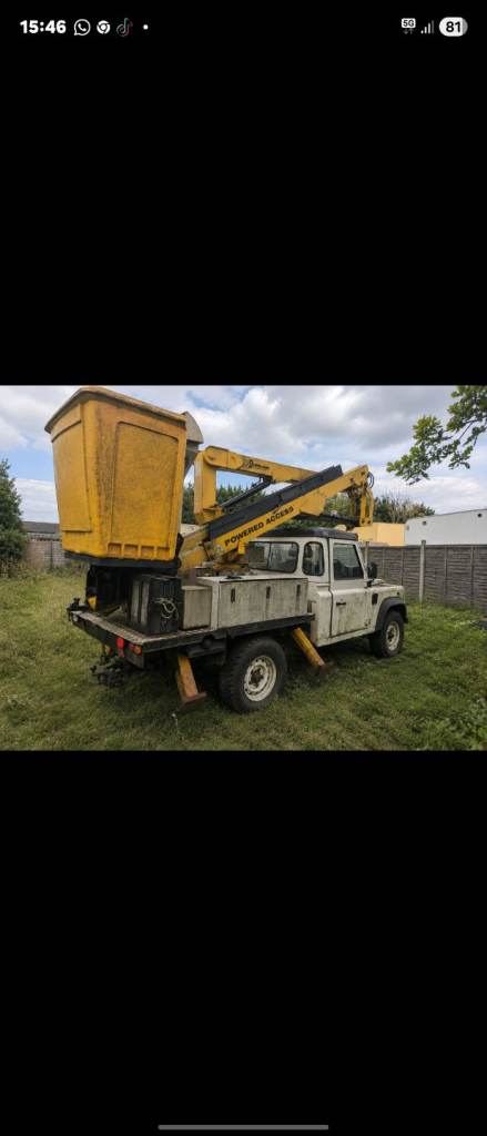 Gardner luft on land rover defender 
