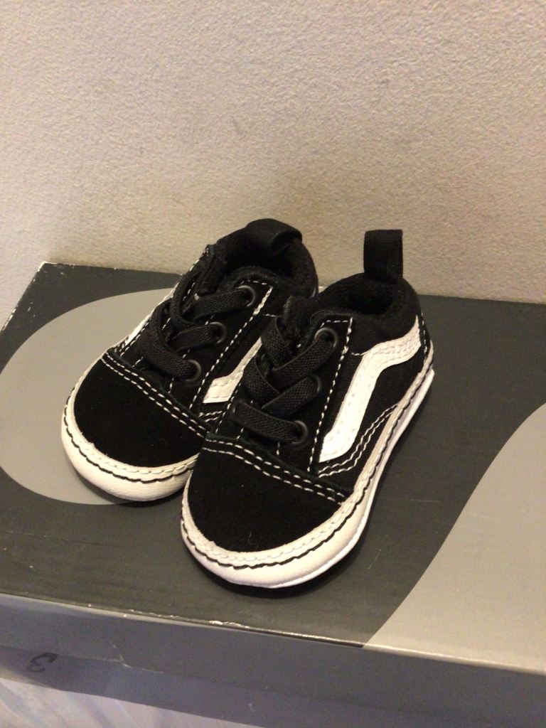 New Vans baby trainers 