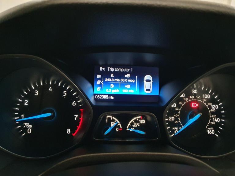 2017 Ford Focus 1.0 EcoBoost 125 Titanium 5dr HATCHBACK PETROL Manual