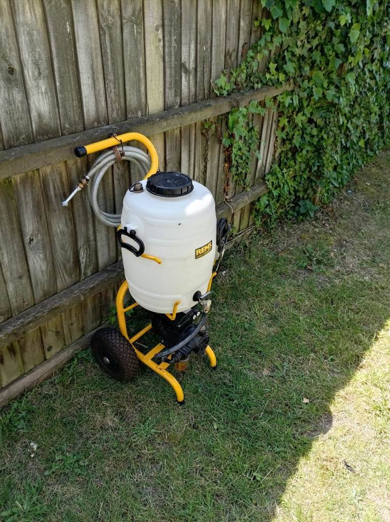 REMS K60 Solar Flushing Pump – Almost New Condition
