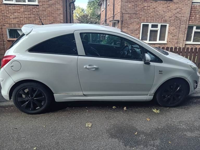 Vauxhall  corsa 2012 1.2 limited edition 
