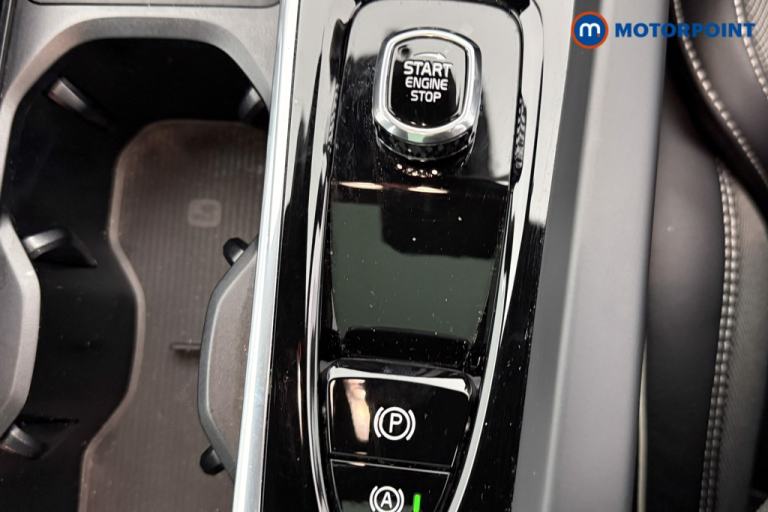 2024 Volvo XC60 2.0 T6 [350] RC PHEV Plus Dark 5dr AWD Geartronic SUV Hybrid Automatic