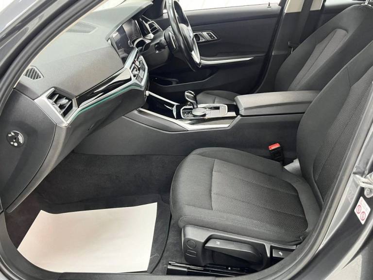 2022 BMW 3 Series 330e SE Pro 5dr Step Auto ESTATE PETROL/ELECTRIC Automatic