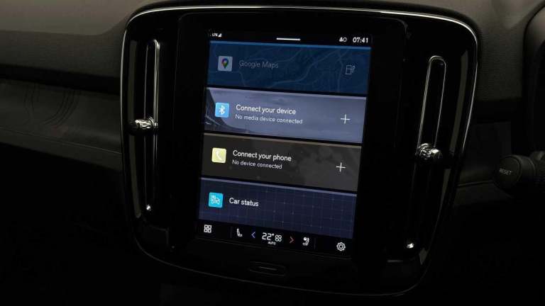 2025 Volvo EC40 Single Motor Extended Range 78kWh Plus SUV 5dr Electric Auto (252 ps) ESTATE Elec...