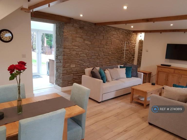 3 bedroom house in Taff Terrace, Treorchy, CF42 (3 bed) (#2740819)