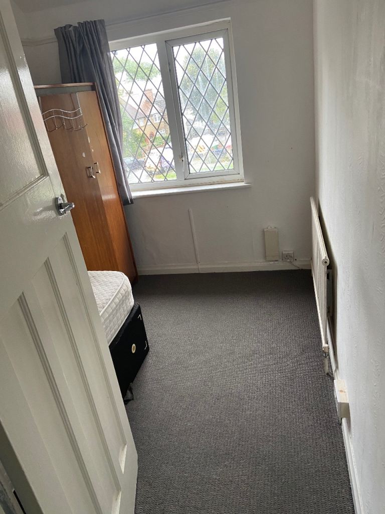 Single room to rent
