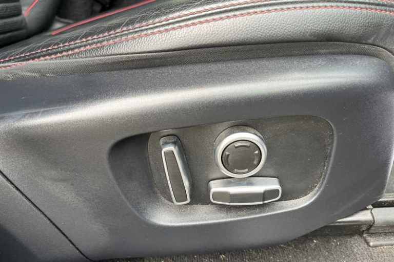 2021 Land Rover Discovery Sport 2.0 D165 MHEV R-Dynamic S Plus SUV 5dr Diesel Auto 4WD Euro 6 (s/...