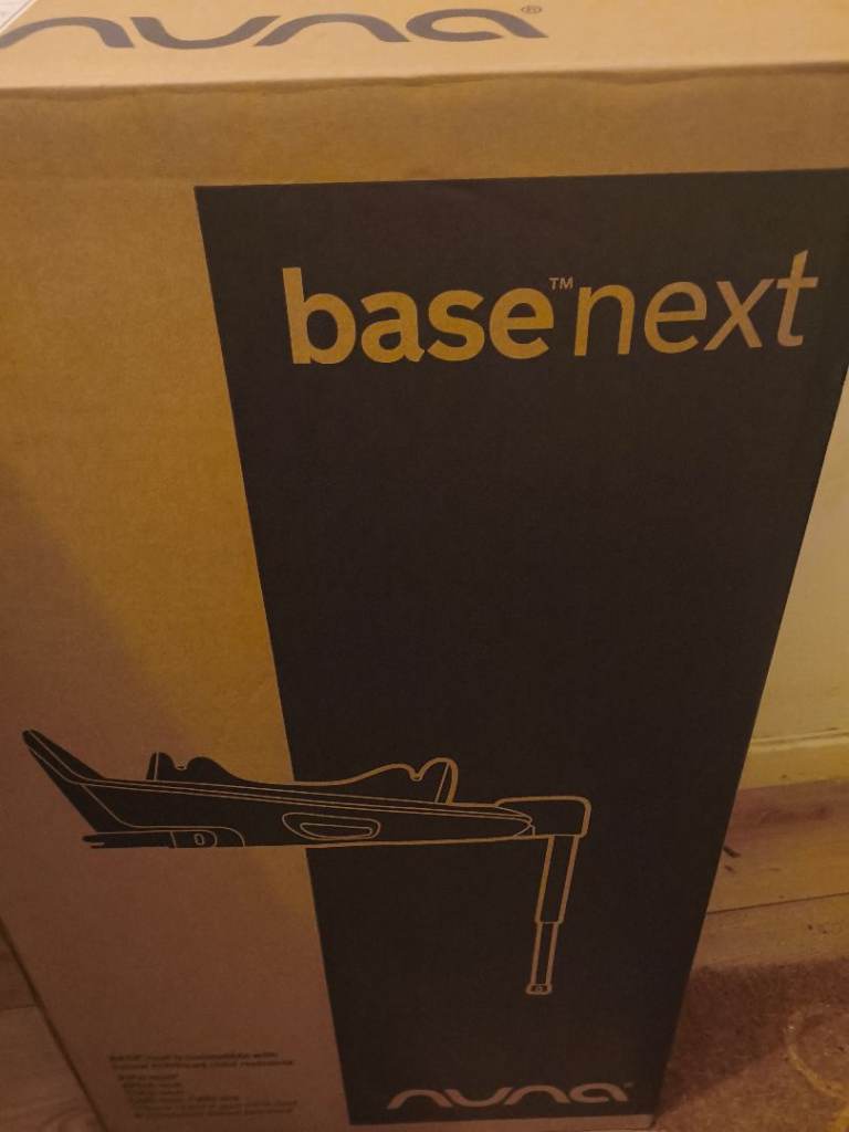 Nuna base next swivel 