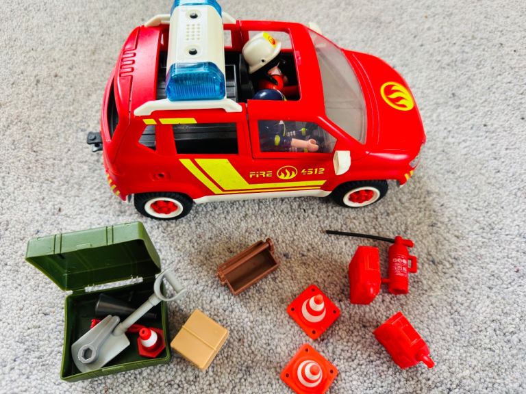 Playmobil Fire Car with 2 x Crew and equipment 