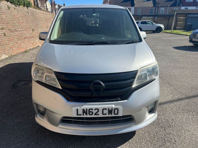 Nissan, 2013, 1990 (cc),serena model lady owner