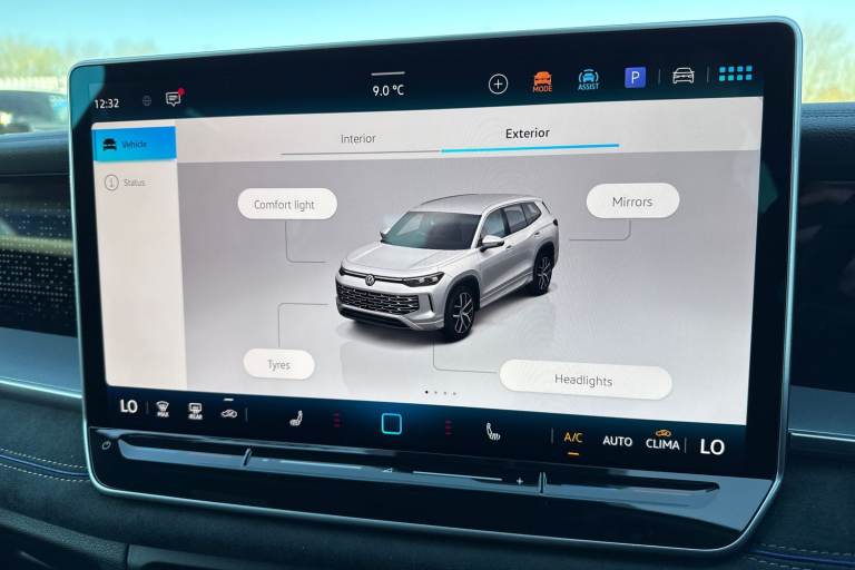 2025 Volkswagen Touran 1.5 eTSI R-Line 5dr DSG7 [7 Seat] Estate PETROL Automatic