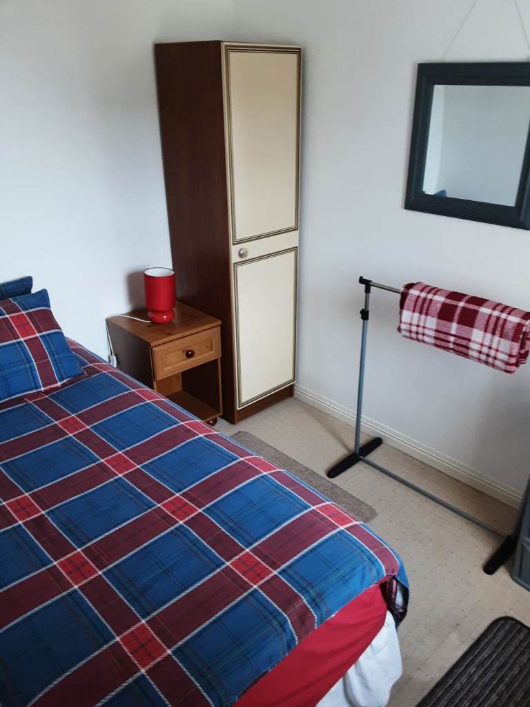 Single Room to rent in shared house.  Suitable for professional person. Knocklynn area coleraine. 