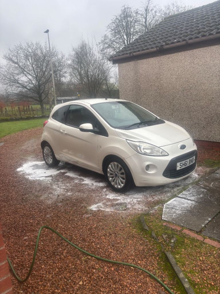 Ford, KA, Hatchback, 2011, Manual, 1242 (cc), 3 doors