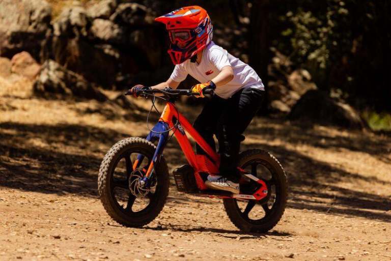 KTM SX-E 1.20 ELECTRIC BALANCE BIKE, IN STOCK NOW. SAVING £700.