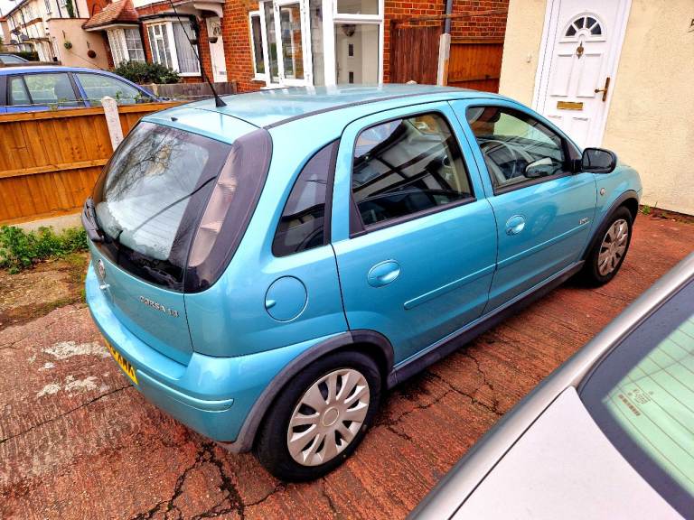 AUTOMATIC VAUXHALL CORSA 1.4 ULEZ FREE GREAT DRIVE 