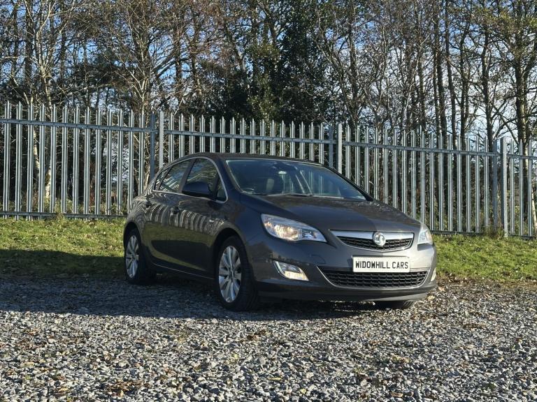 VAUXHALL ASTRA 1.6 16v SE 2011