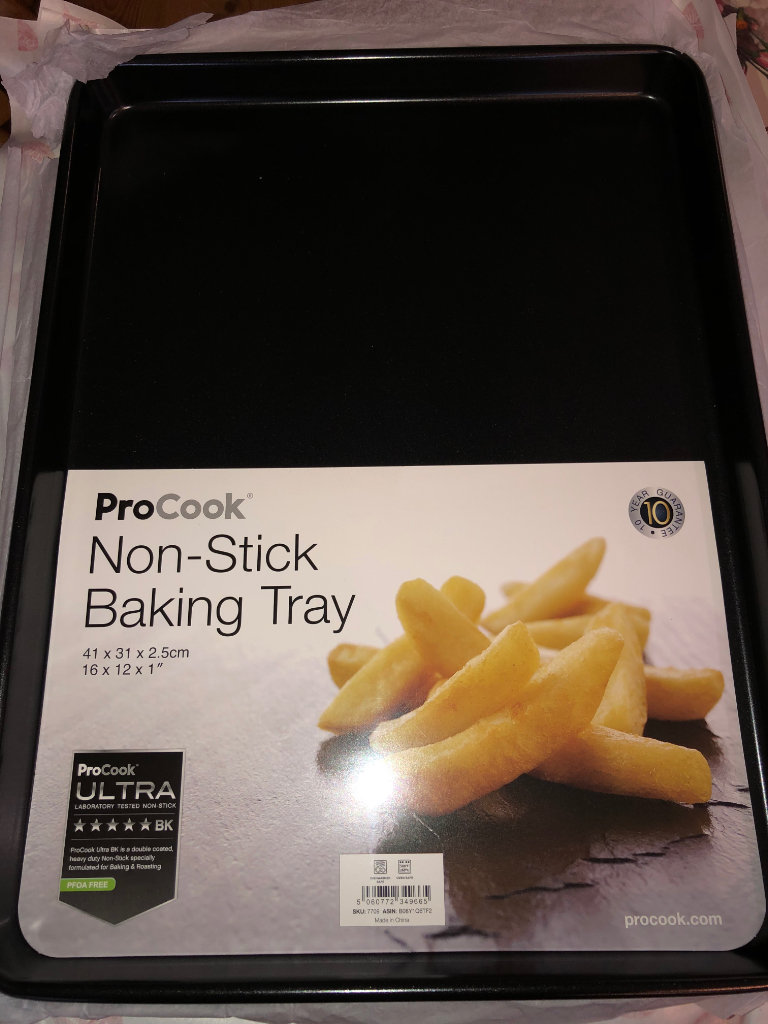 Non stick Baking Trays 16 pieces for bakery restaurants 
