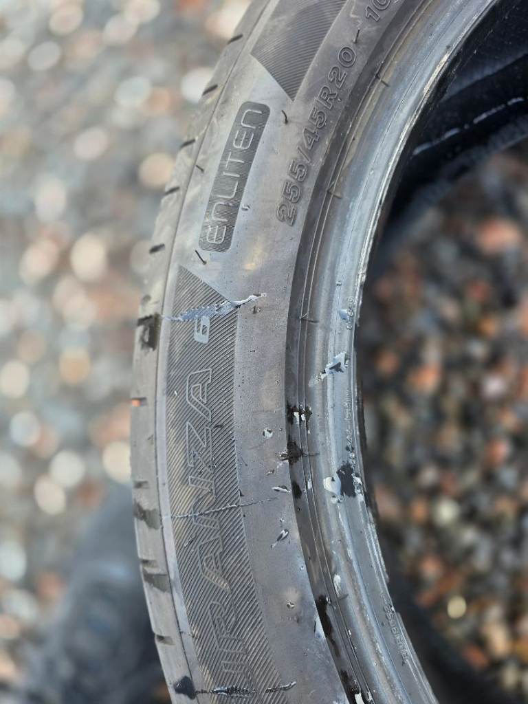 Bridgestone turanza 6 enliten 255/45 R20 101T