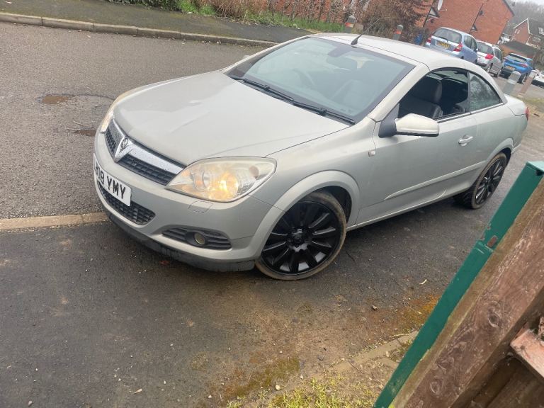 Vauxhall Astra 1 years mot