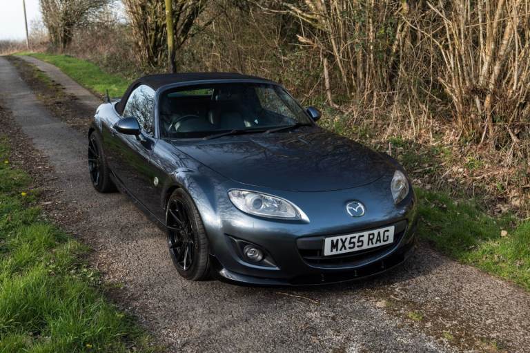 Stunning low miles 2010 MX5 2.0 sport tech 