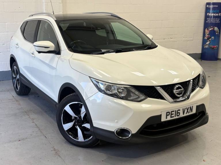 2016 Nissan Qashqai 1.6 dCi N-Connecta 5dr Xtronic HATCHBACK DIESEL Automatic