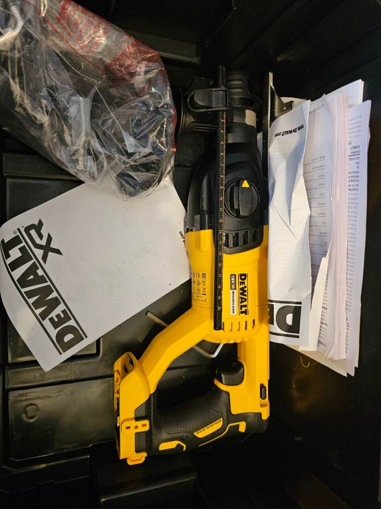 DeWalt XR 18V Power Tool Set with Batteries and Charger