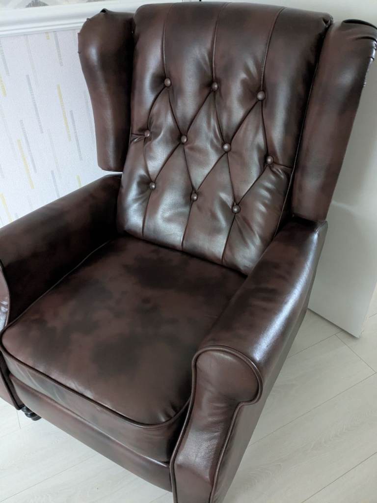 Leather recliner 