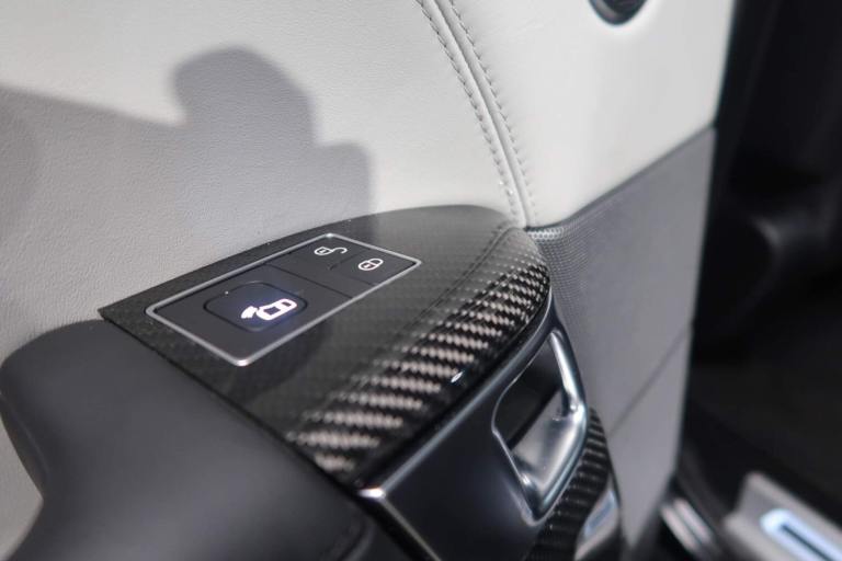 2018 Land Rover Range Rover Sport 5.0 P575 V8 SVR Auto 4WD (s/s) 5dr ESTATE Petrol Automatic