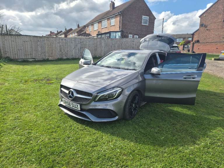 Mercedes - Benz A200 AMG line Auto