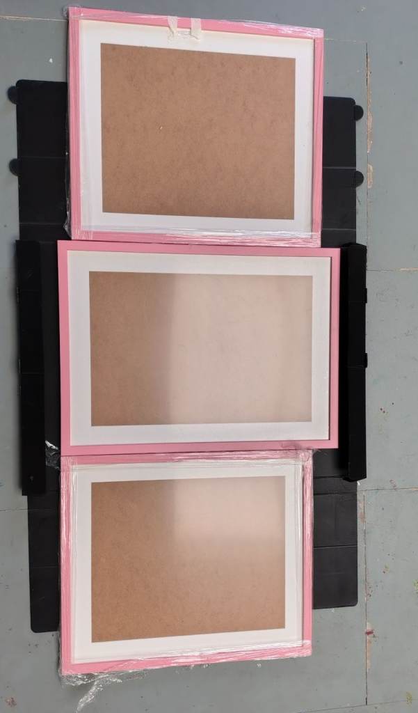 Set/single - New Pink Photo Frames with Mounts 