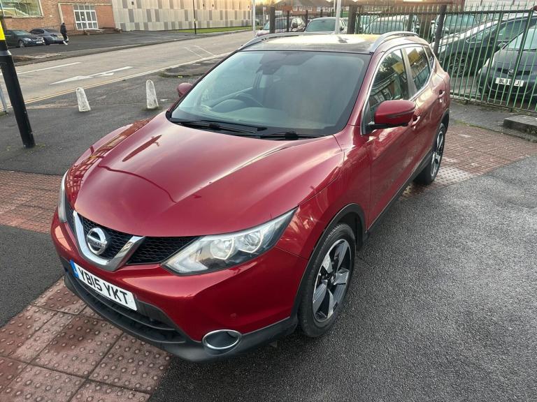 2015 Nissan Qashqai 1.2 DiG-T N-Tec+ 5dr HATCHBACK PETROL Manual
