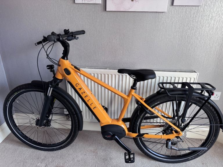 Nearly New Gazelle Medeo T10 HMB Mid Step Medium frame ebike for sale