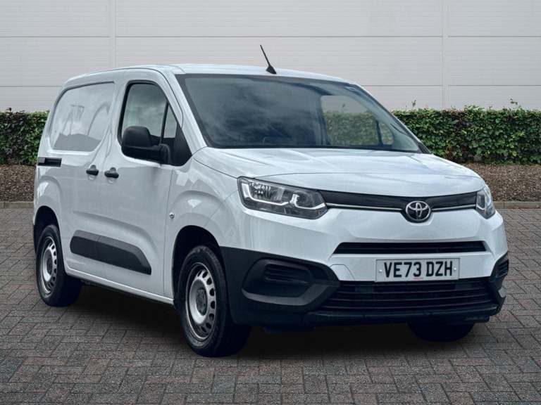 2024 Toyota ProAce 1.5D 100 Active Van (6 Speed) Van Diesel Manual