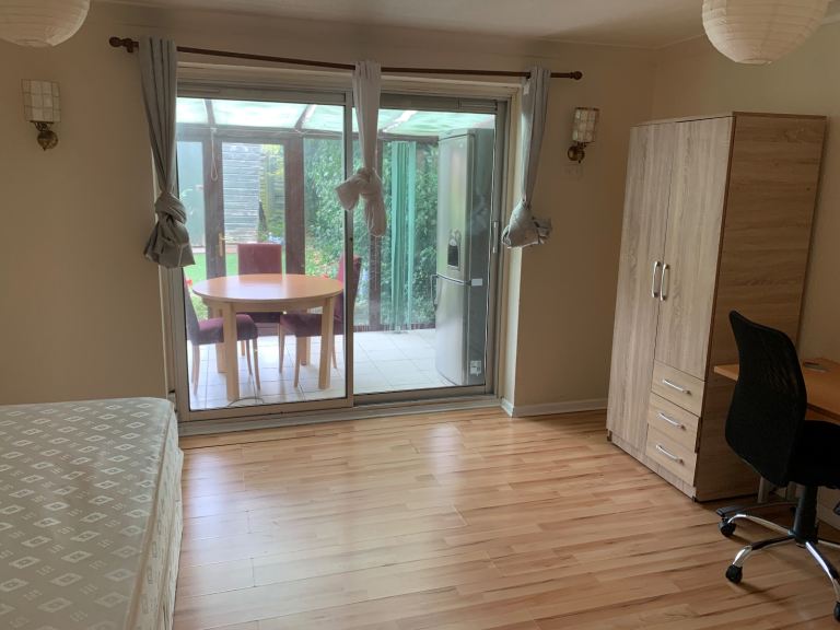 2 bed house to rent 