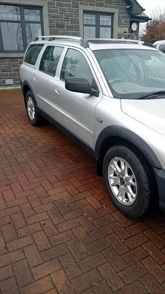 Volvo xc70 2.4 se lux automatic 