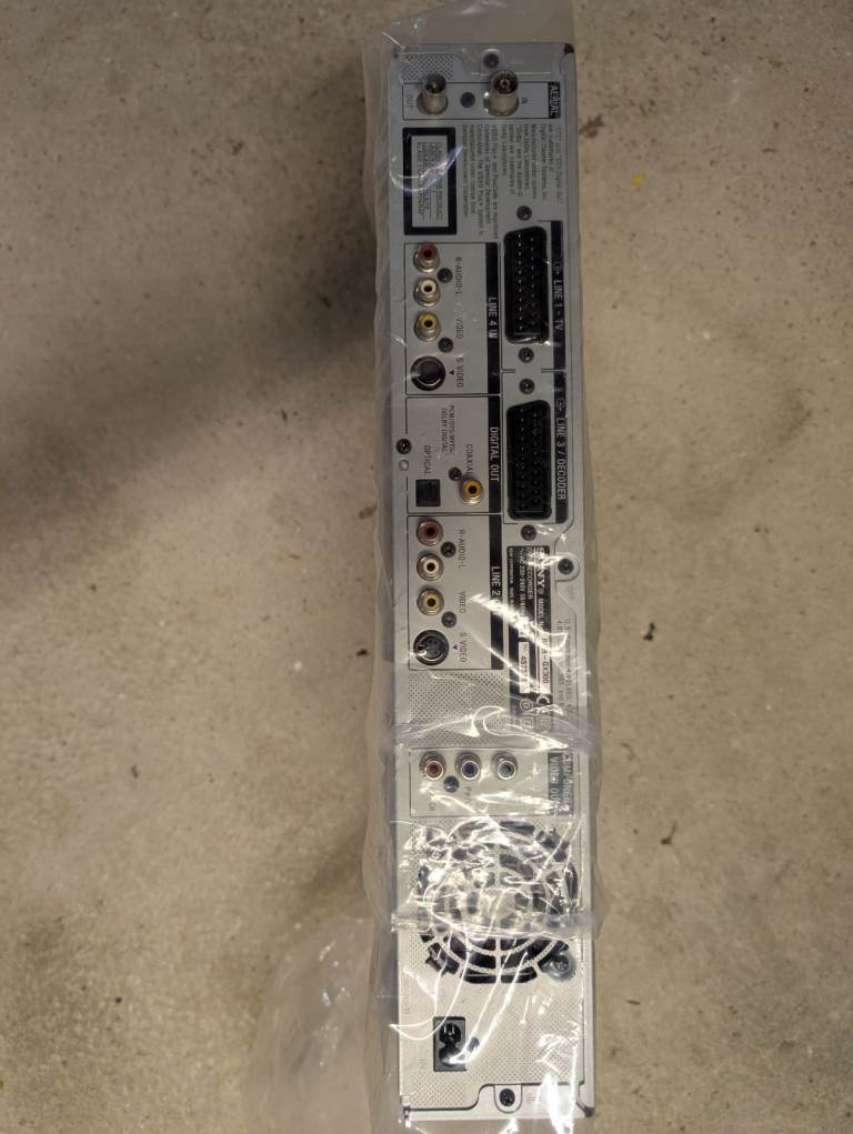 Sony DVD player and recorder 