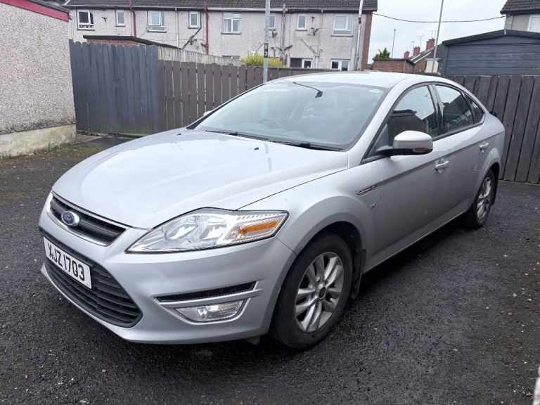 2011 silver mondeo 