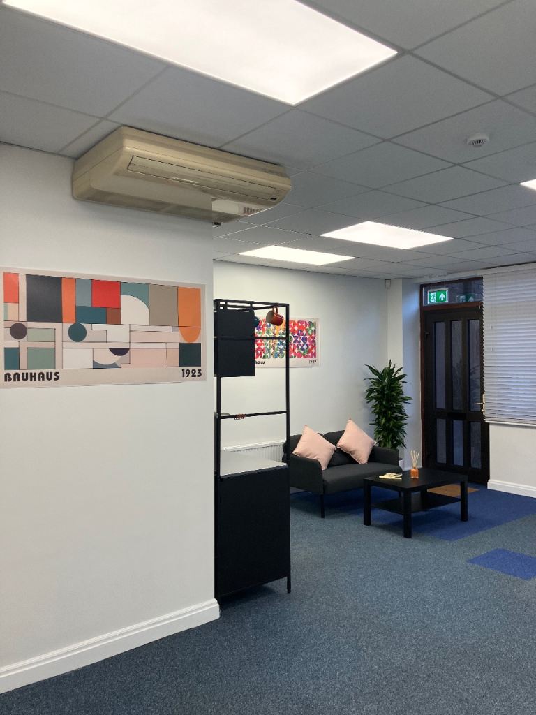 Large GF Purpose Built Office 2 Parking Spaces