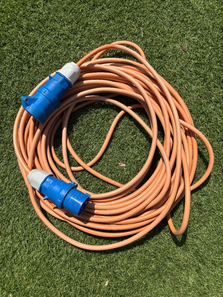 Caravan extension lead