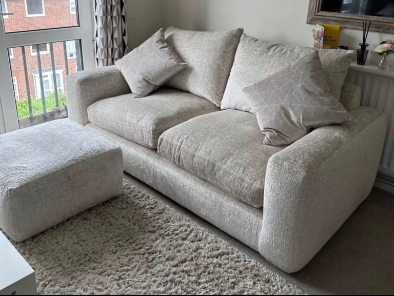 3 seater sofa & puffet