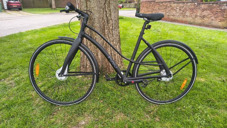 Hey Roller7 Hybrid Classic Bike - *Barely Used* - Size M - Shimano Hub Gears, Roller Brakes, Black