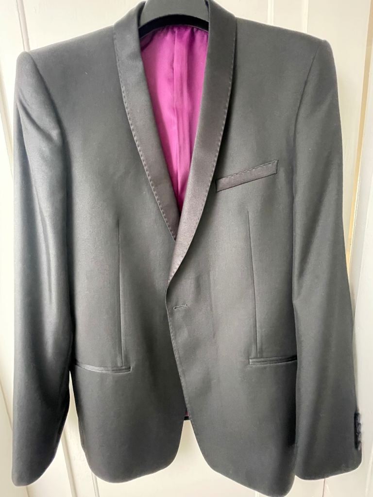 Black as good as new suit jacket
