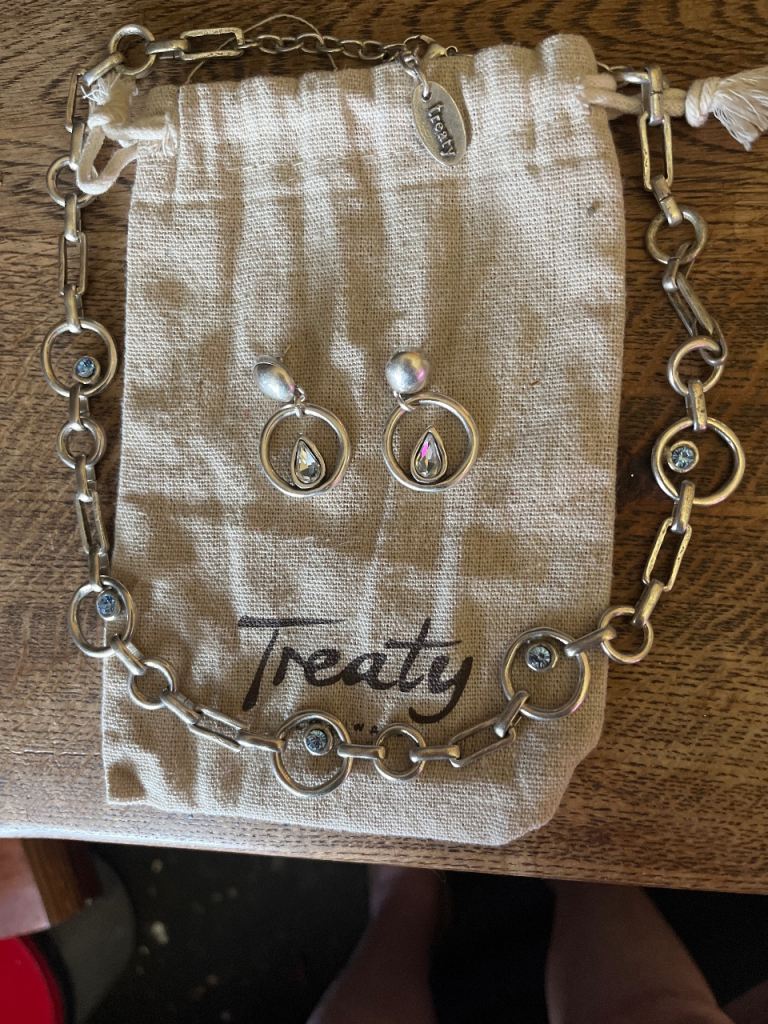 Treaty Necklace and Earrings Set - Silver Tone, Good Condition