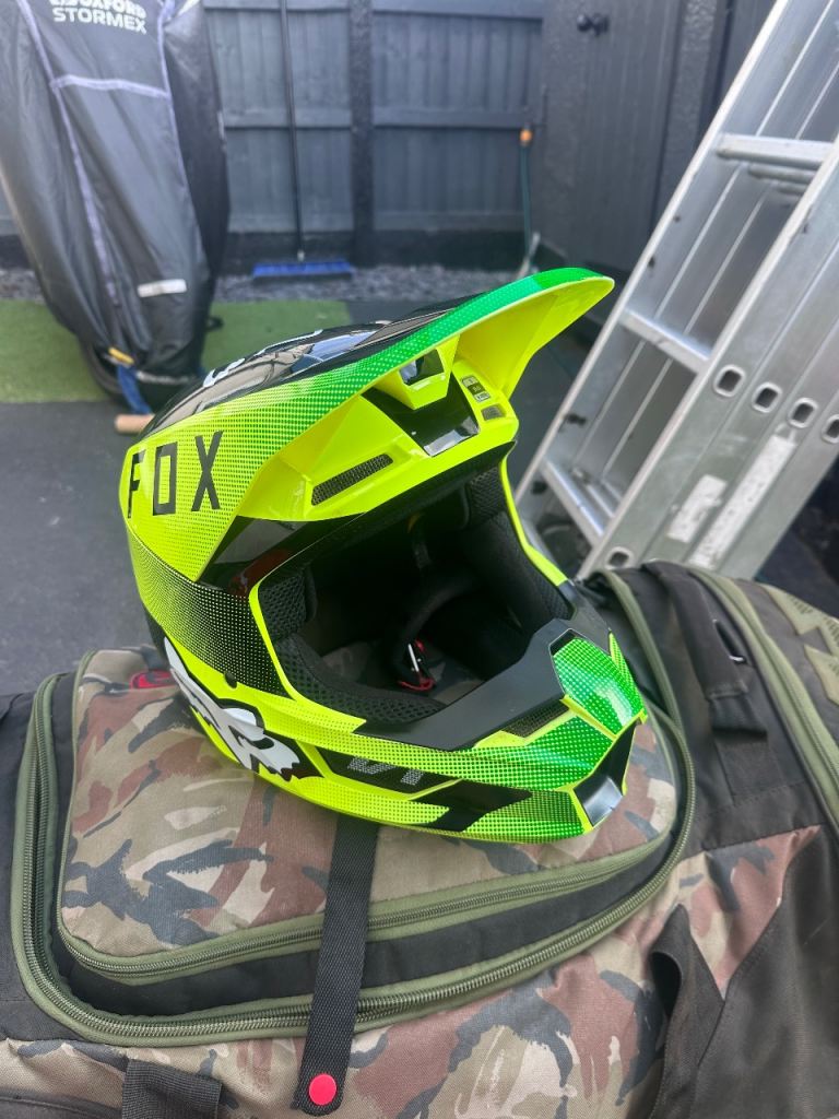Motocross helmet