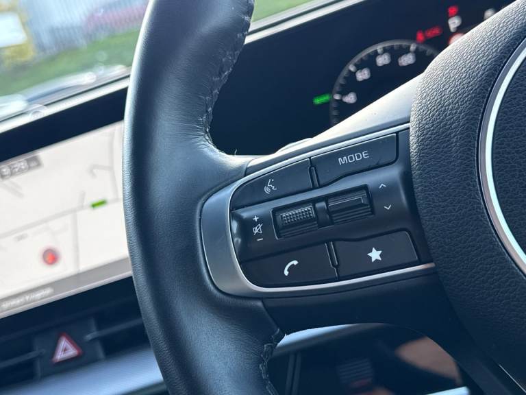 2025 Kia Sportage 1.6T GDi 207 HEV GT-Line S 5dr Auto AWD SUV PETROL/ELECTRIC Automatic